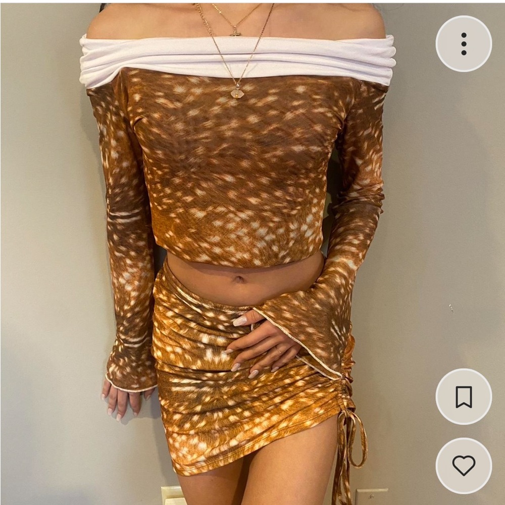 o mighty deer set mini skirt off shoulder top